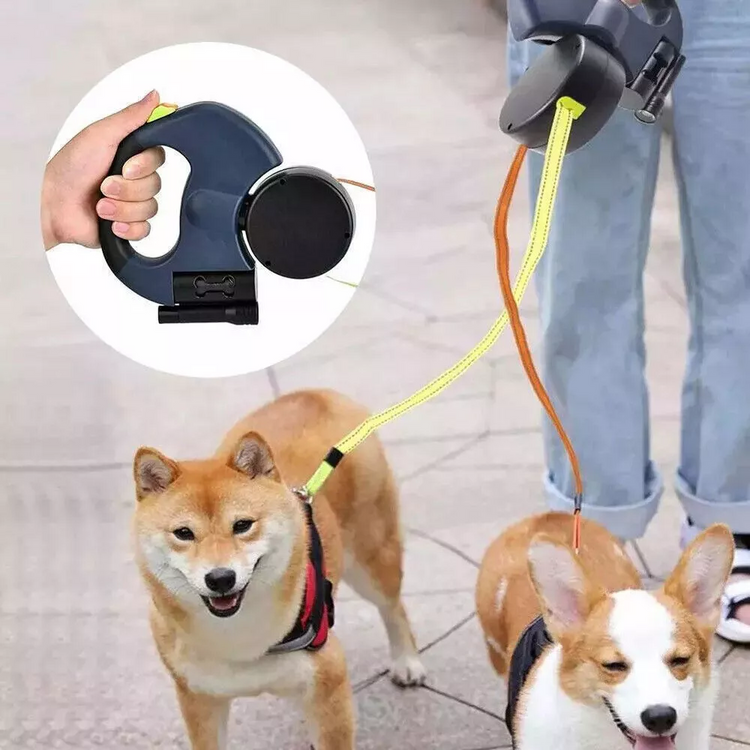 Dual Dog Retractable Leash – 360° Tangle-Free
